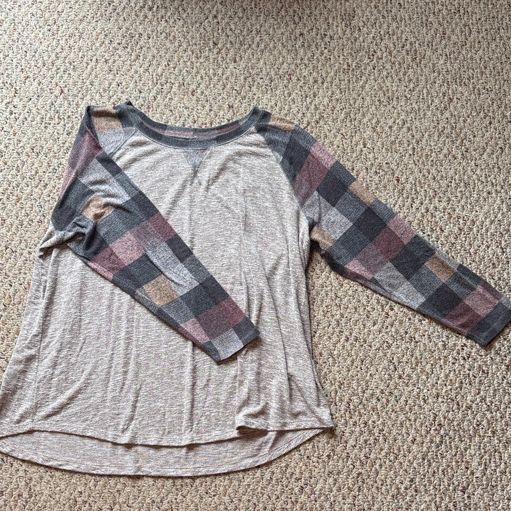 Maurices Beige Top with Plaid Sleeves